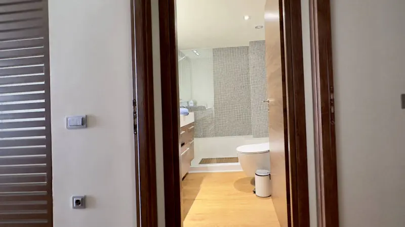 Modern bathroom with shower, wc in Captain Suite Nea Smyrni Athens